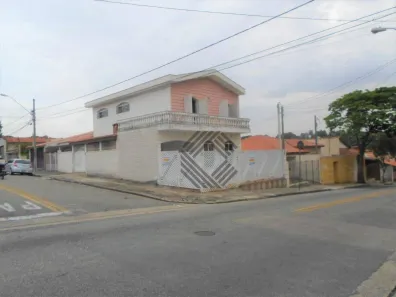 Sobrado com 3 Quartos à venda, 200m² no Vila Hortência, Sorocaba