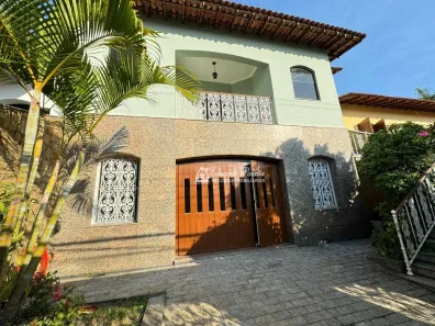 Sobrado com 4 Quartos à venda, 450m² no Vila Galvão, Guarulhos