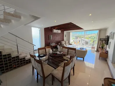 Casa de Condomínio com 3 Quartos à venda, 350m² no Grama, Juiz de Fora