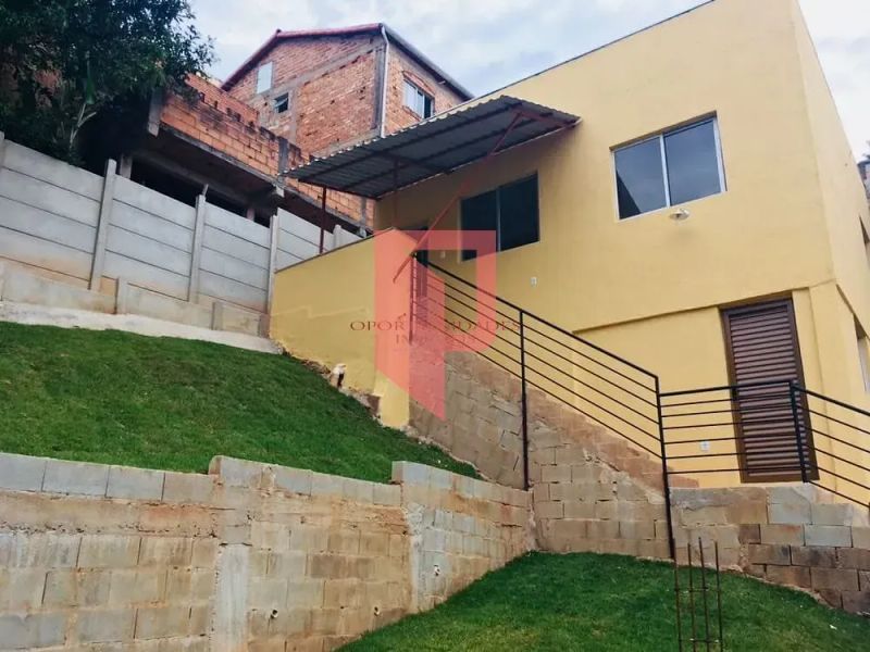 Casa com 3 quartos — Alto Caiçaras, Belo Horizonte