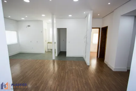 Imóvel Comercial à venda, 157m² no Menino Deus, Porto Alegre