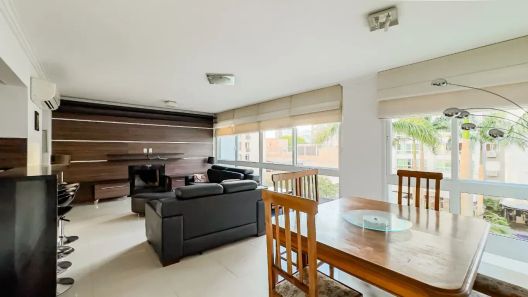 Apartamento com 3 Quartos à venda, 135m² no Passo da Areia, Porto Alegre