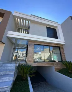 Casa de Condomínio com 3 Quartos à venda, 198m² no Campo de Santana, Curitiba