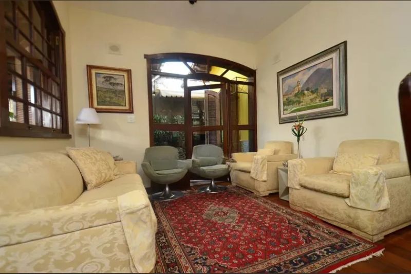 Casa com 4 quartos — Cidade Nova, Belo Horizonte