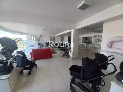 Prédio Comercial para alugar, 850m² no Centro, Uberlândia