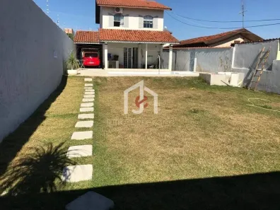 Sobrado com 4 Quartos à venda, 230m² no Jardim Maria Augusta, Taubaté