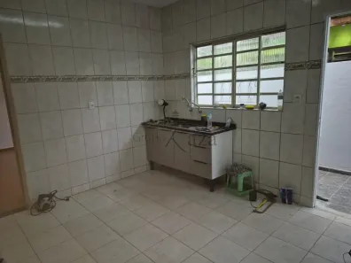 Casa com 3 Quartos para alugar, 135m² no Bosque dos Eucaliptos, São José dos Campos