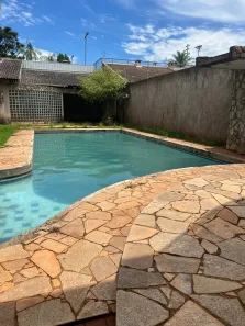 Casa com 4 Quartos à venda, 461m² no Jardim Iguaçu, Maringá