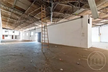 Galpão/Depósito/Armazém à venda, 935m² no Vila Paulista, São Paulo