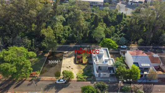 Lote/Terreno à venda, 300m² no Jardim Nápoles, Londrina