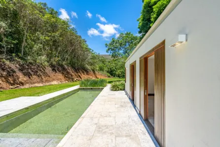 Casa de Condomínio com 4 Quartos à venda, 234m² no Araras, Petrópolis