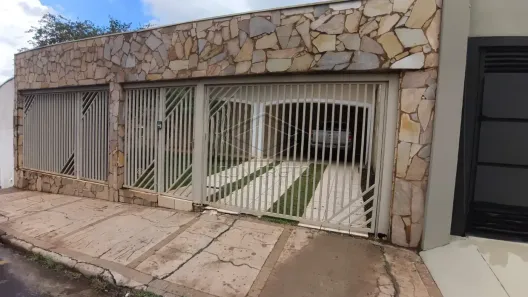 Casa com 3 Quartos à venda, 188m² no Vila Nossa Senhora de Fátima, Botucatu