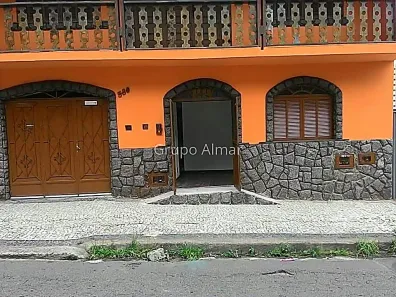 Casa com 5 Quartos à venda, 230m² no São Mateus, Juiz de Fora