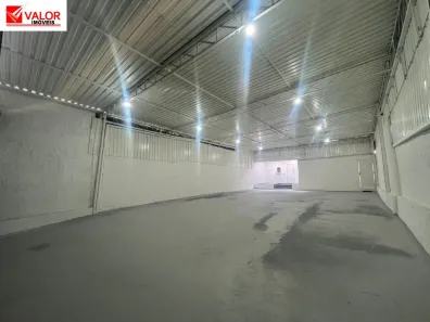 Galpão/Depósito/Armazém para alugar, 180m² no Jardim Esmeralda, São Paulo