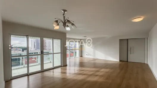 Apartamento com 3 Quartos para alugar, 102m² no Vila Izabel, Curitiba