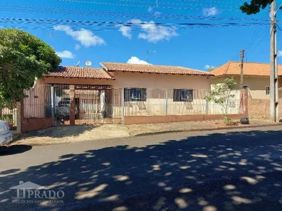 Casa com 3 Quartos à venda, 220m² no Santa Luzia, Ibiporã