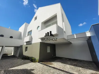 Sobrado com 3 Quartos à venda, 138m² no Vista Alegre, Curitiba