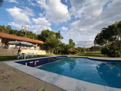 Fazenda/Sítio com 4 Quartos à venda, 486m² no Freguesia da Escada, Guararema