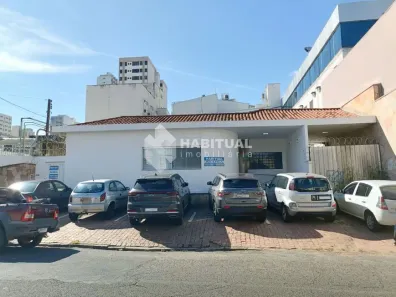Imóvel Comercial com 2 Quartos para alugar, 210m² no Centro, Uberlândia