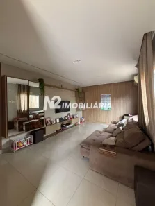 Casa com 3 Quartos para alugar, 175m² no Segismundo Pereira, Uberlândia