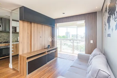 Apartamento com 2 Quartos para alugar, 70m² no Vila Ipiranga, Porto Alegre