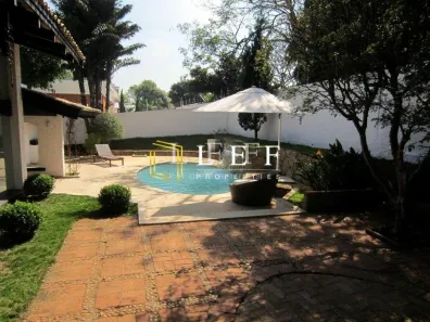Casa com 3 Quartos para alugar, 490m² no Jardim Guedala, São Paulo
