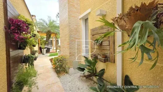 Casa de Condomínio com 3 Quartos à venda, 220m² no Bosque do Vianna, Cotia