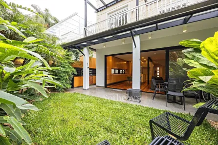 Casa de Condomínio com 3 Quartos para alugar, 221m² no Santo Amaro, São Paulo