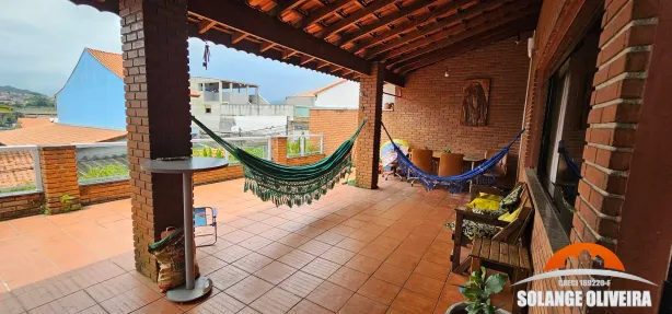 Casa com 5 Quartos à venda, 314m² no Jardim Britânia, São Paulo