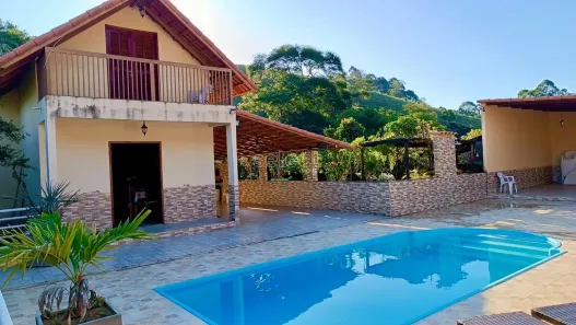 Fazenda/Sítio com 5 Quartos à venda, 300m² no Filgueiras, Juiz de Fora
