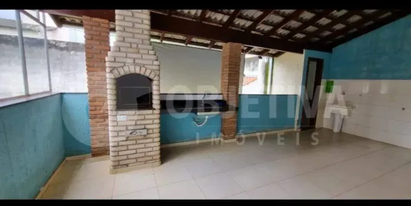 Casa com 3 Quartos à venda, 216m² no Segismundo Pereira, Uberlândia