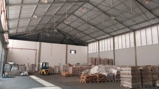 Galpão/Depósito/Armazém para alugar, 600m² no Chácara do Solar I (Fazendinha), Santana de Parnaíba