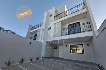 Sobrado com 3 Quartos à venda, 205m² no Armação, Penha
