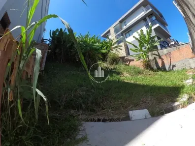 Lote/Terreno à venda, 355m² no Estreito, Florianópolis