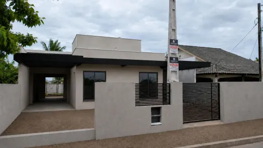 Casa com 3 Quartos à venda, 88m² no Barra do Saí, Itapoá