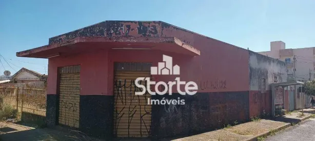 Ponto Comercial à venda, 360m² no Santa Mônica, Uberlândia