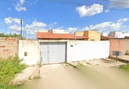 Casa com 2 Quartos à venda, 100m² no , Altos