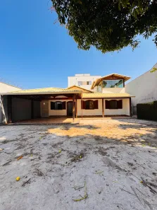 Casa com 3 Quartos à venda, 245m² no Fonte Grande, Contagem
