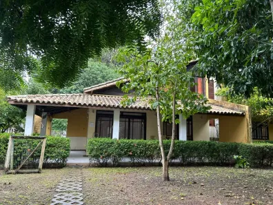 Casa de Condomínio com 3 Quartos à venda, 208m² no Piatã, Salvador