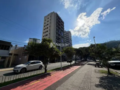 Apartamento com 2 Quartos à venda, 81m² no Centro, Florianópolis