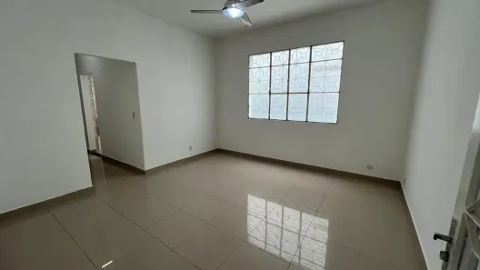 Casa com 2 Quartos para alugar, 90m² no Campo Grande, Rio de Janeiro