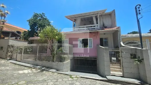 Casa com 4 Quartos à venda, 268m² no Coqueiros, Florianópolis