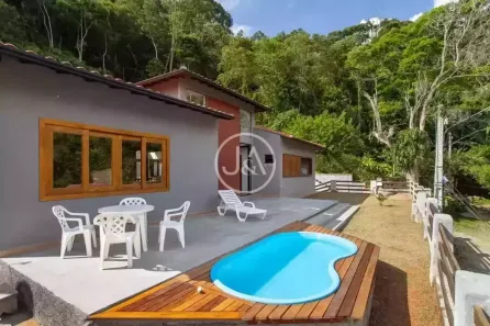 Casa com 3 Quartos à venda, 260m² no Itaipava, Petrópolis