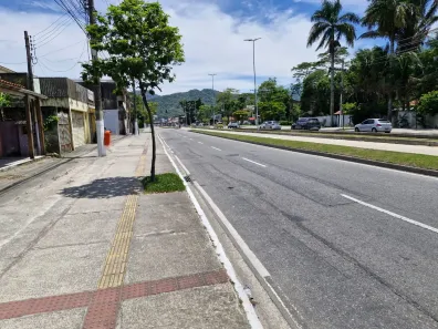 Lote/Terreno à venda, 900m² no Itaipu, Niterói