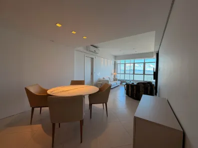 Apartamento com 3 Quartos para venda ou aluguel, 105m² no Centro, Florianópolis
