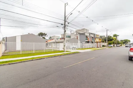 Casa de Condomínio com 2 Quartos à venda, 83m² no Boqueirão, Curitiba