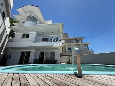Casa com 3 Quartos à venda, 305m² no Pedra Branca, Palhoça