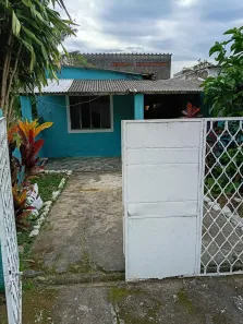 Casa com 2 Quartos para alugar, 150m² no Coroa Grande, Itaguaí
