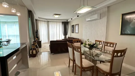 Apartamento com 4 Quartos à venda, 194m² no Meia Praia, Itapema