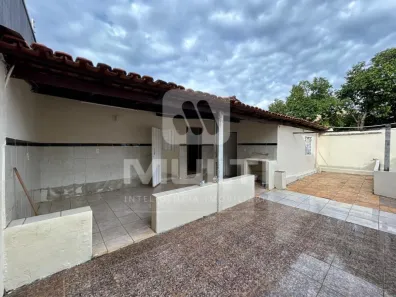 Casa com 3 Quartos à venda, 153m² no Jardim Ipanema, Uberlândia
